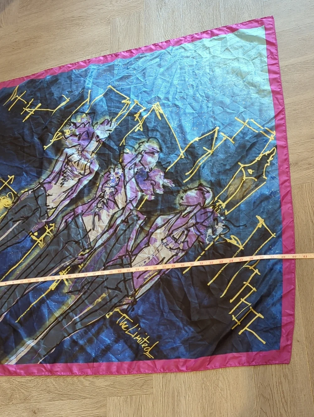 The Limited City Girls Scarf 40x40